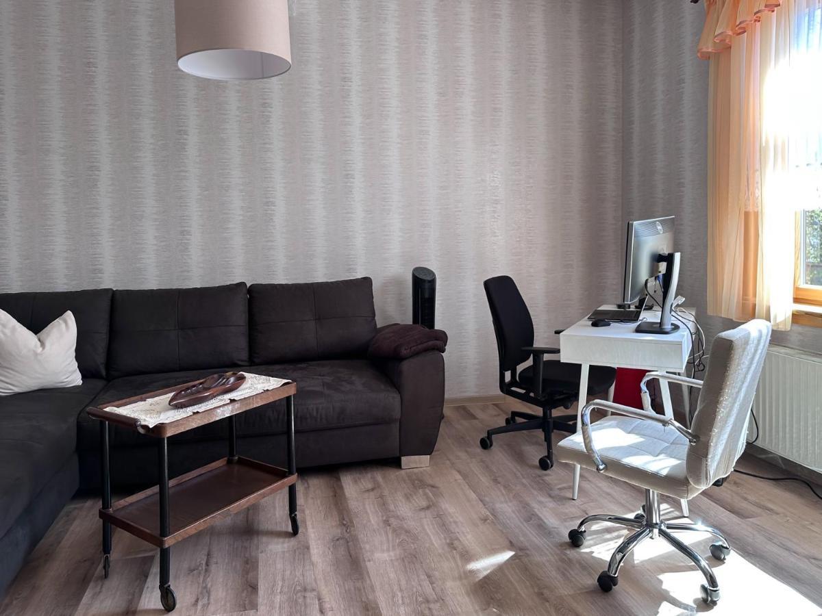 Schoene Altbauwohnung Mit Grosser Sonnenterrasse Apartment *