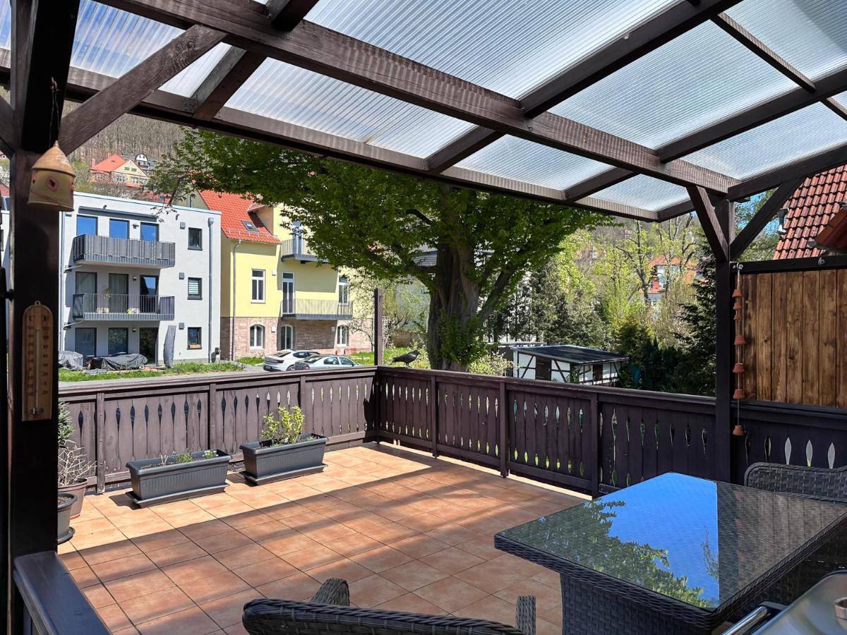 Schoene Altbauwohnung Mit Grosser Sonnenterrasse *